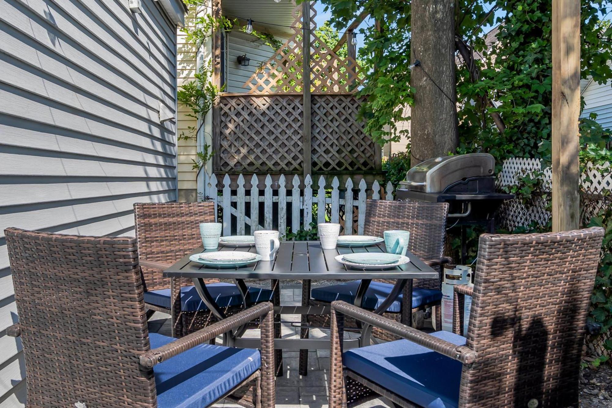 6-Min Walk To Asbury Park & Og Main St - Updated & Cozy Apartment In Historic Ocean Grove - Fire Pit & Patio - Fast Wi-Fi Zewnętrze zdjęcie